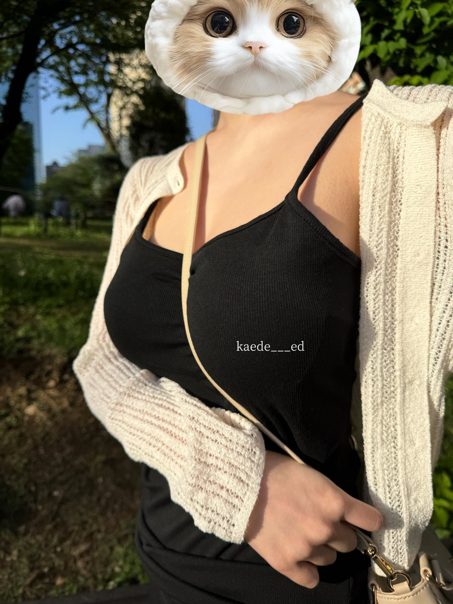 kaede___edd's tweet photo. 高1からＩカップだったせいで未だに青春コンプです… https://t.co/TjLWG0QzkK