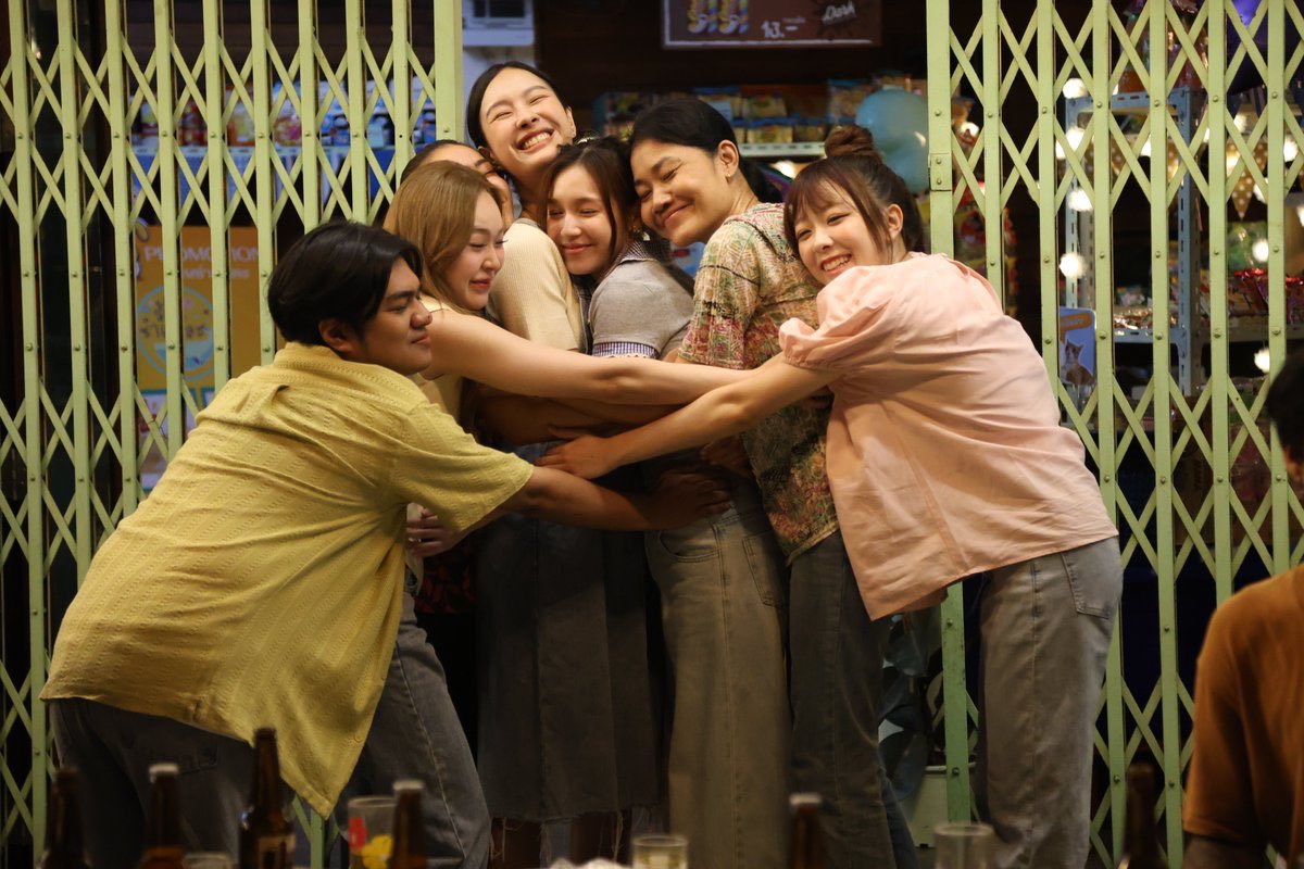 How much do you like the ending!!! I think it give so much warmth and heals people who’s tired of their daily lives🥹

Comment “Whale Store XOXO family we will miss you” to appreciate the teams effort!!! 

WANMAEWNAM LOVE FOREVER

#WhaleStorexoxoFinalEP
#MilkLove #มิ้ลค์เลิฟ