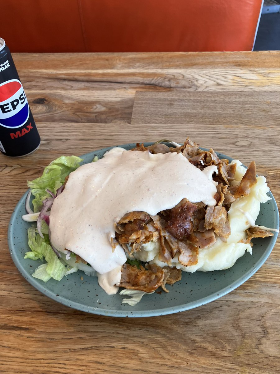 Äntligen riktigt kebab och sås