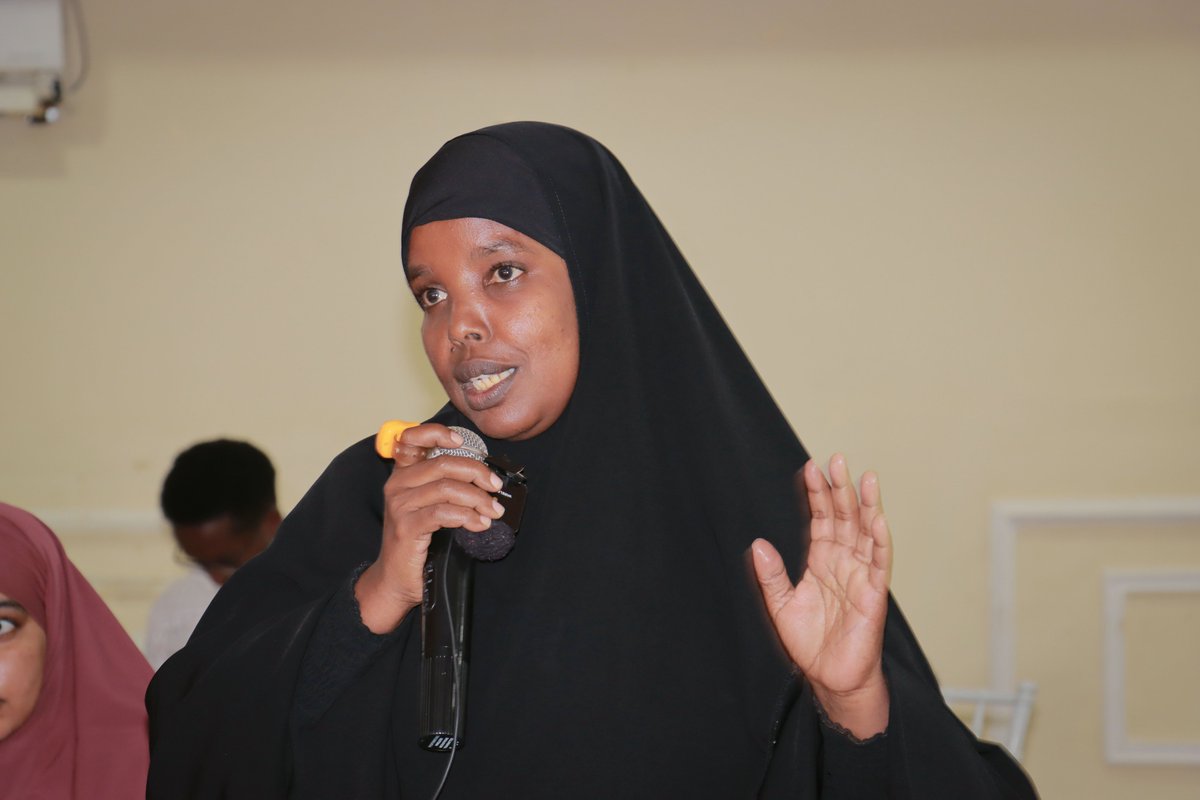 Somali Peace Line (Tubta Nabadda Soomaaliyeed) (@somalipeaceline) on Twitter photo Mogadishu: SPL in collaboration with <a href="/cvtrwanda/">Children's Voice Today</a> and <a href="/crcsomalia/">Somali child rights Coalition</a>, hosted a panel discussion on the impact of drug abuse in educational settings. Participants included representatives from civil society, education sector, religious leaders and the Ministry of Health. The Mogadishu: SPL in collaboration with <a href="/cvtrwanda/">Children's Voice Today</a> and <a href="/crcsomalia/">Somali child rights Coalition</a>, hosted a panel discussion on the impact of drug abuse in educational settings. Participants included representatives from civil society, education sector, religious leaders and the Ministry of Health. The