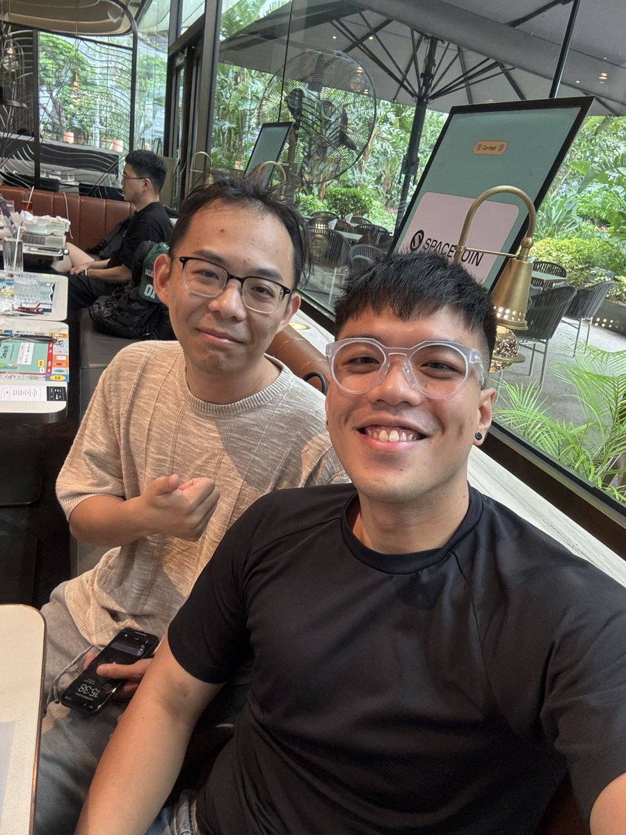 Ian (@ianlivescrypto) on Twitter photo Bouncing around ideas with <a href="/wishlonger/">Wishlonger</a>, co-founder of <a href="/pharos_network/">Pharos | Testnet Live</a> and ex-Ant Financial/Alipay.
You know it’s time for Global Money when the LARGEST payment company in the WORLD is heavily betting on web3 payments infra 🔥 Bouncing around ideas with <a href="/wishlonger/">Wishlonger</a>, co-founder of <a href="/pharos_network/">Pharos | Testnet Live</a> and ex-Ant Financial/Alipay.
You know it’s time for Global Money when the LARGEST payment company in the WORLD is heavily betting on web3 payments infra 🔥