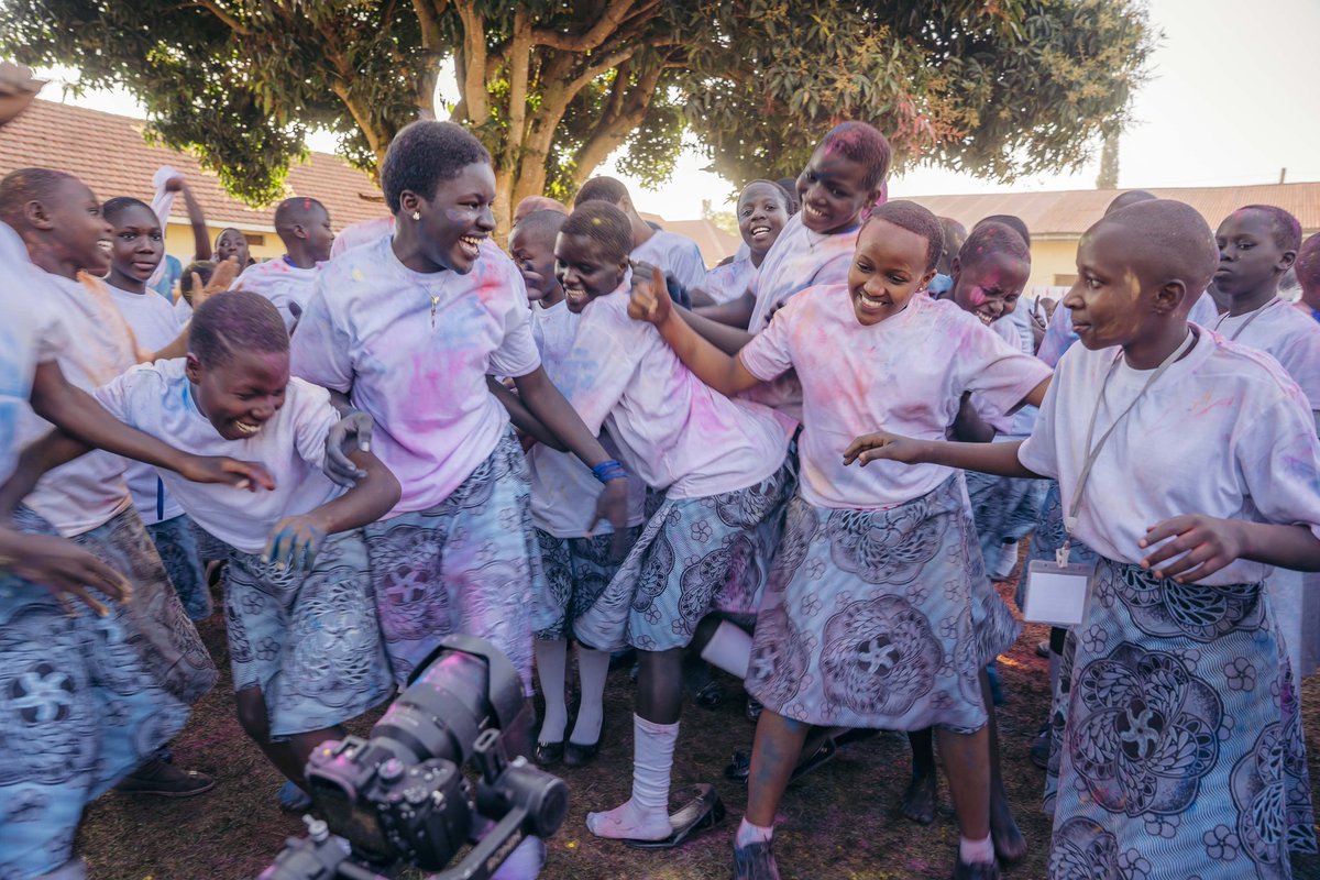 GirlUpUganda's tweet photo. Celebrating Unstoppable Me at the Color Festival! 🎉
Every shade tells a story—of courage, resilience & dreams without limits. Together, we’re painting a future where every girl’s possibilities shine bright. 🌟
#BigSistersCamp25 #UnstoppableMe https://t.co/t6USMLjU5m