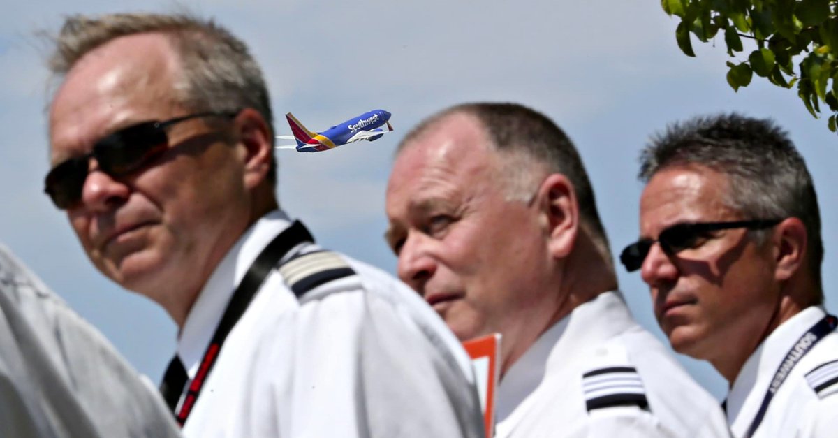 fl360aero's tweet image. Airlines group International Air Transport Association Proposes raising Commercial Pilot retirement age from 65 to 67. 

Read more: fl360aero.com/detail/airline… 

#pilots #aviation #retirement