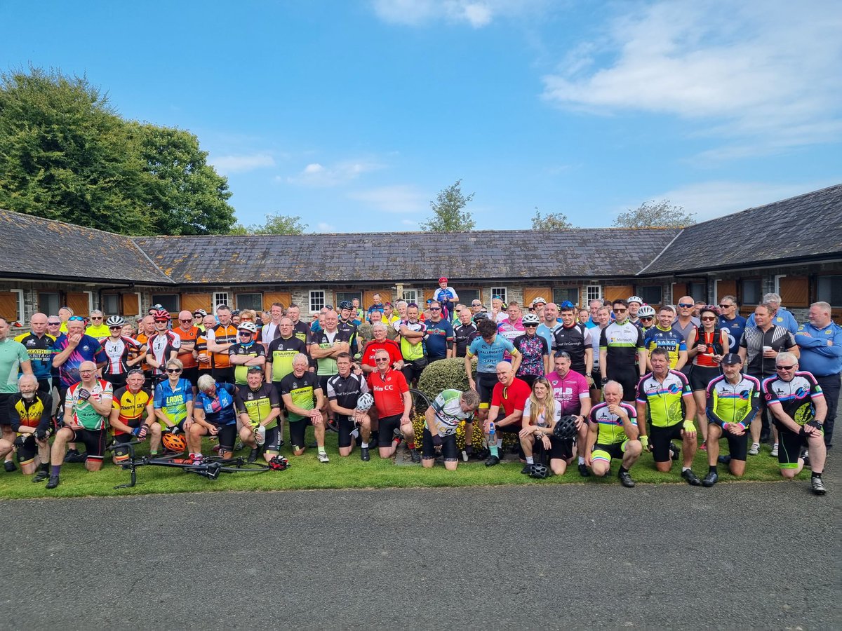 GLynchRacing's tweet image. 2 days to the biggest charity day in Irish horse racing.
 
The Pat Smullen Race Day in aid of @cancertrials_ie. 

This is our 5th year and we hope to reach €1,000,000 raised in total this year.

If you wish to donate then here is the link. cancertrials.ie/donate