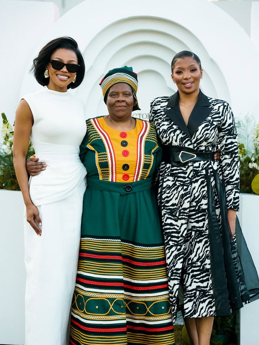 MDNnewss's tweet photo. David Phume attended his father’s 70th birthday celebration with his girlfriend, Bonang Matheba. https://t.co/fLiFym1oR5