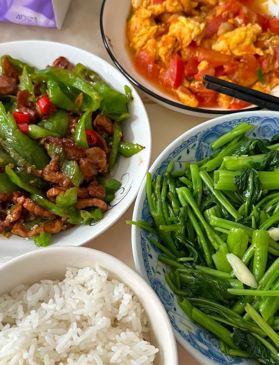 宝子，就算在忙也要记得吃饭，我会换着花样给你做。