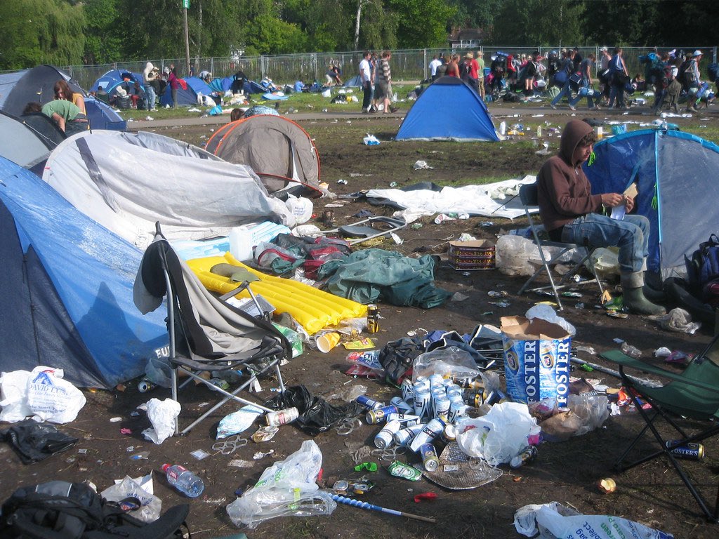 audi25262's tweet photo. @benwehrman Maybe you should of gone to Reading Festival you’d of found plenty of the European brothers and the filth that you clearly are seeking….. #prick https://t.co/c8QR4HEd0T