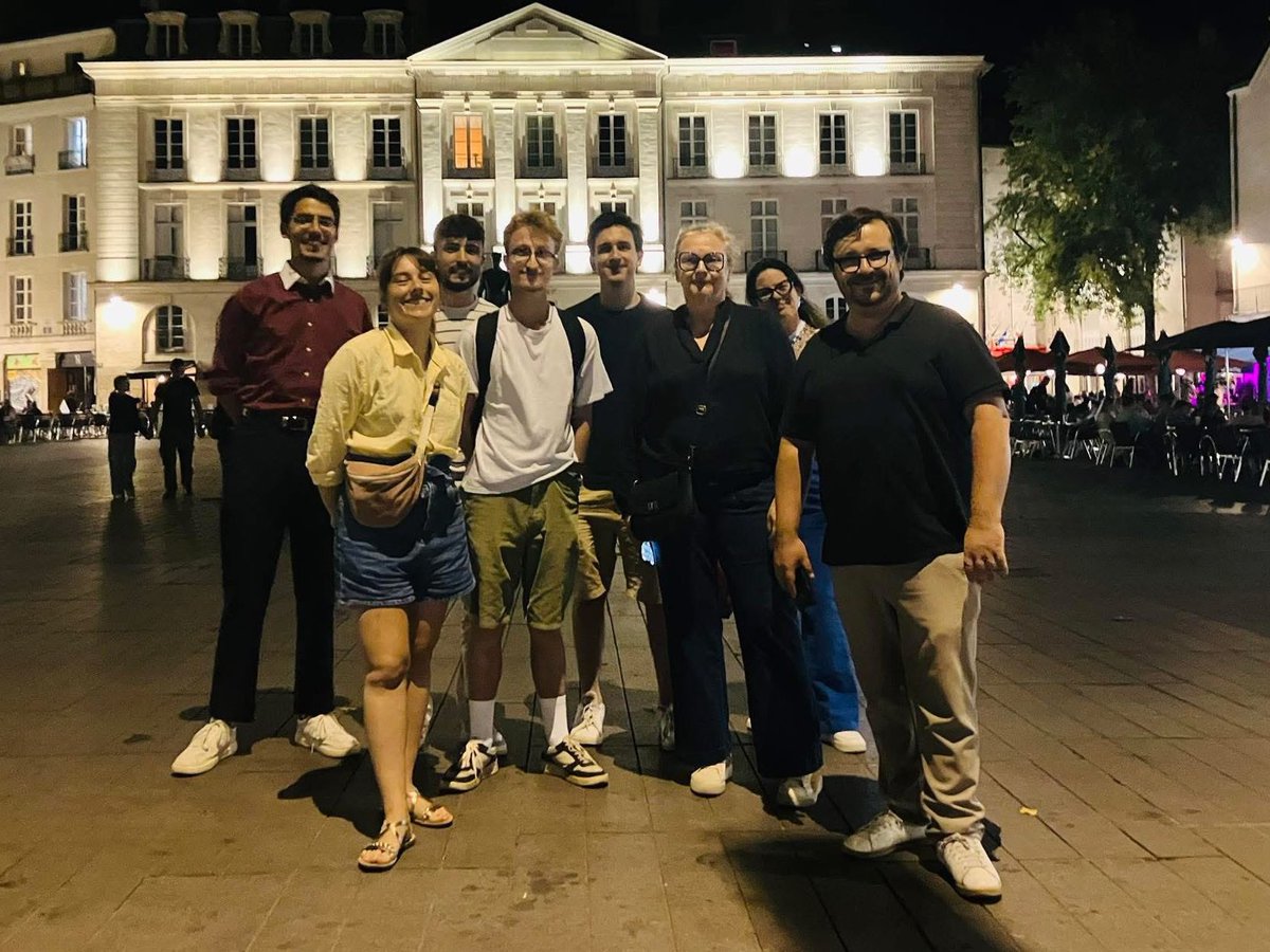 👣 Deux nouvelles Promenades aux côtés des Nantais·es avec l’asso Pour Nantes.

🌙 Mardi soir en centre-ville pour aborder la question de la vie nocturne nantaise.

🤝 Mercredi avec les habitants du quartier Hauts Pavés St Félix pour parler de leurs problématiques spécifiques !