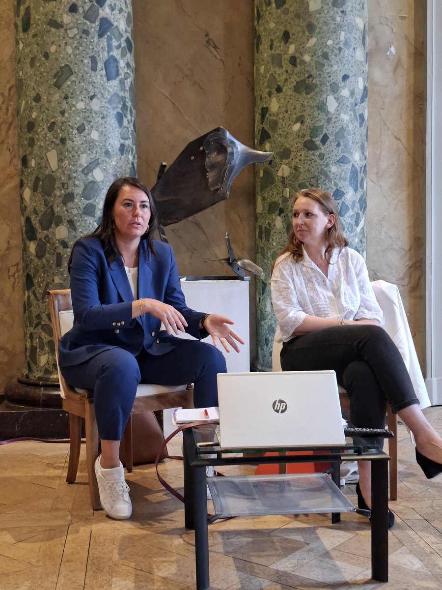 FNESR_Condorcet's tweet photo. Dernière journée de séminaire !

🔴 "Métiers en tension, développement des contractuels, pilotage de la masse salariale : comment favoriser une politique RH inclusive et attractive dans les collectivités territoriales ?" @EmmaAntropoli, Constance Blanchard

#SEMFNESR2025 https://t.co/s3wWf6tZB1