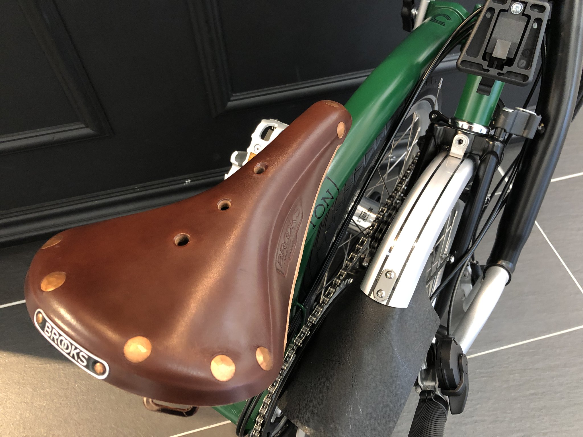 BROMPTON - 2013ブロンプトンH6RD ハブダイナモ Brooks サドル カスタム多数 BROMPTON - 2013ブロンプトンH6RD ハブダイナモ Brooks サドル