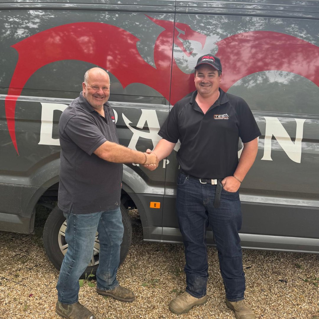 Thanks to Ryan from Tyrone Equipment Services for dropping in to see us at Dragon HQ! It's not often we get to have a physical catch-up with our Australian importer, so it was great to show him around and talk through some of the new things we're working on! 👋🇦🇺 #madeinbritain