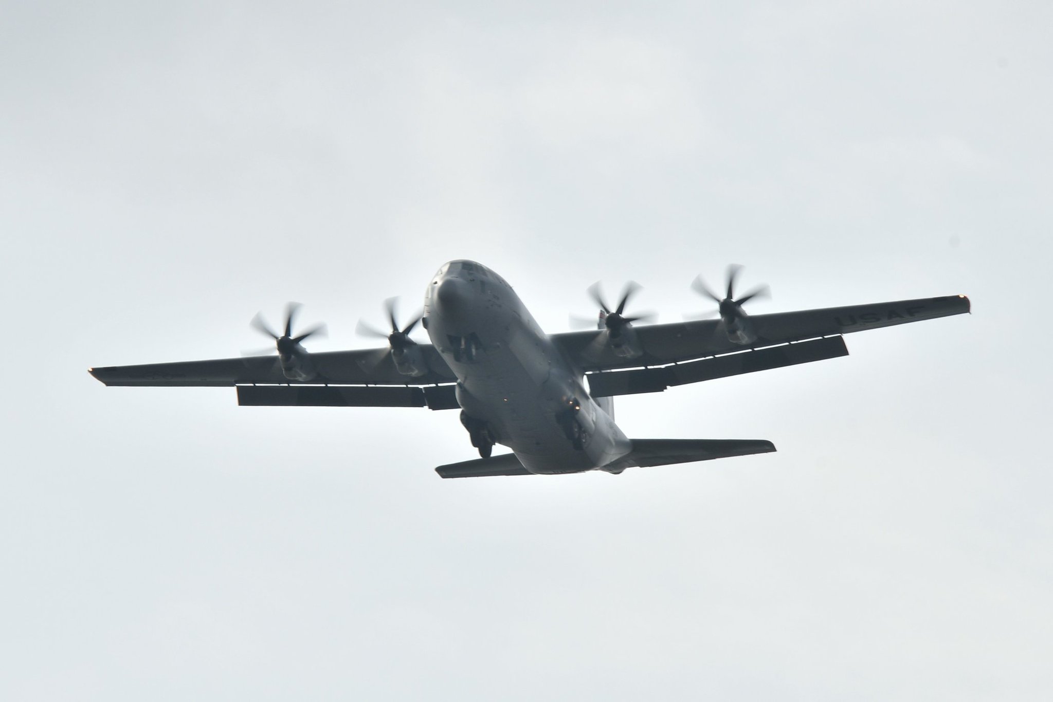 飛行機色々 Amazon.co.jp: 飛行機模型飛行機おもちゃの飛行機模型 1:200