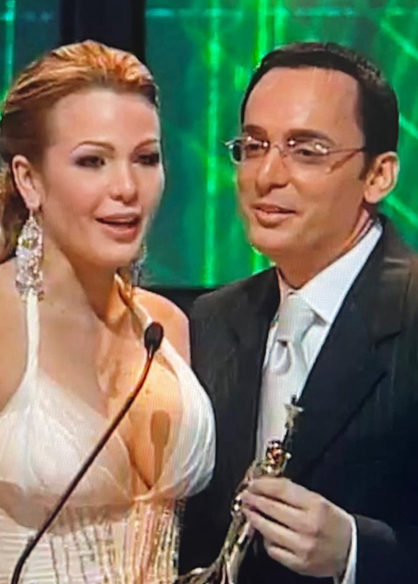 Luis Manuel Aguiló (@luismaguilo) on Twitter photo ¡Wow, qué #TBT! 📸 Encontré una foto épica: Junto a <a href="/luzgarciatv/">Luz García</a> recibiendo El Casandra 2004 como Programa diario de variedades “El Escándalo del 13”. ¡La Casa de Cristal fue un boom! 😎 Han pasado 22 años, ¿quién se acuerda? 🙋♂️ ¡Cuéntenme sus recuerdos! ⬇️ #Nostalgia #innovación ¡Wow, qué #TBT! 📸 Encontré una foto épica: Junto a <a href="/luzgarciatv/">Luz García</a> recibiendo El Casandra 2004 como Programa diario de variedades “El Escándalo del 13”. ¡La Casa de Cristal fue un boom! 😎 Han pasado 22 años, ¿quién se acuerda? 🙋♂️ ¡Cuéntenme sus recuerdos! ⬇️ #Nostalgia #innovación
