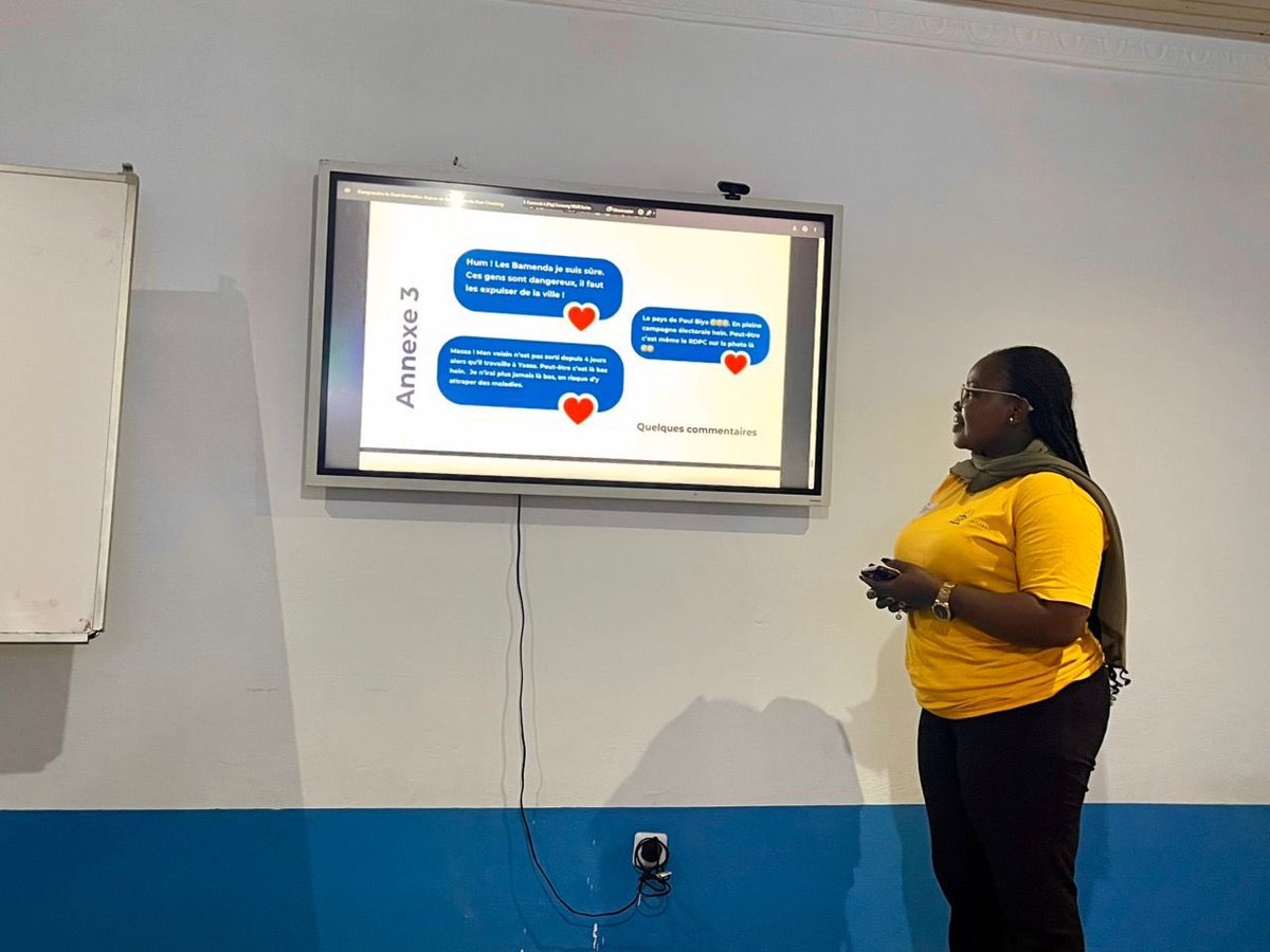 kuete_chanelle's tweet photo. 🌍 As part of our 3rd #CommunityService, of the Okwelians Fellowship for Young Cameroonian Leaders we held a capacity-building workshop on countering hate speech &amp; disinformation 🇨🇲✨Together we are #ChangingTheNarrative &amp; building resilient communities! #YouthLeadership #OFYCL https://t.co/6qGrxO3kjN