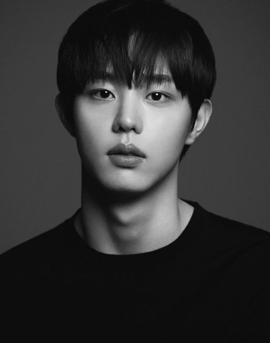 <#TheWinningTry>'s rookie actor #KimDan reportedly cast for web novel based drama <#MenOfTheHarem>, he will act as one of the concubines of Empress Latil(#BaeSuzy).

Filming is scheduled to begin in early of 2026.

#LeeSooHyuk #DEX #ShinSeungHo
