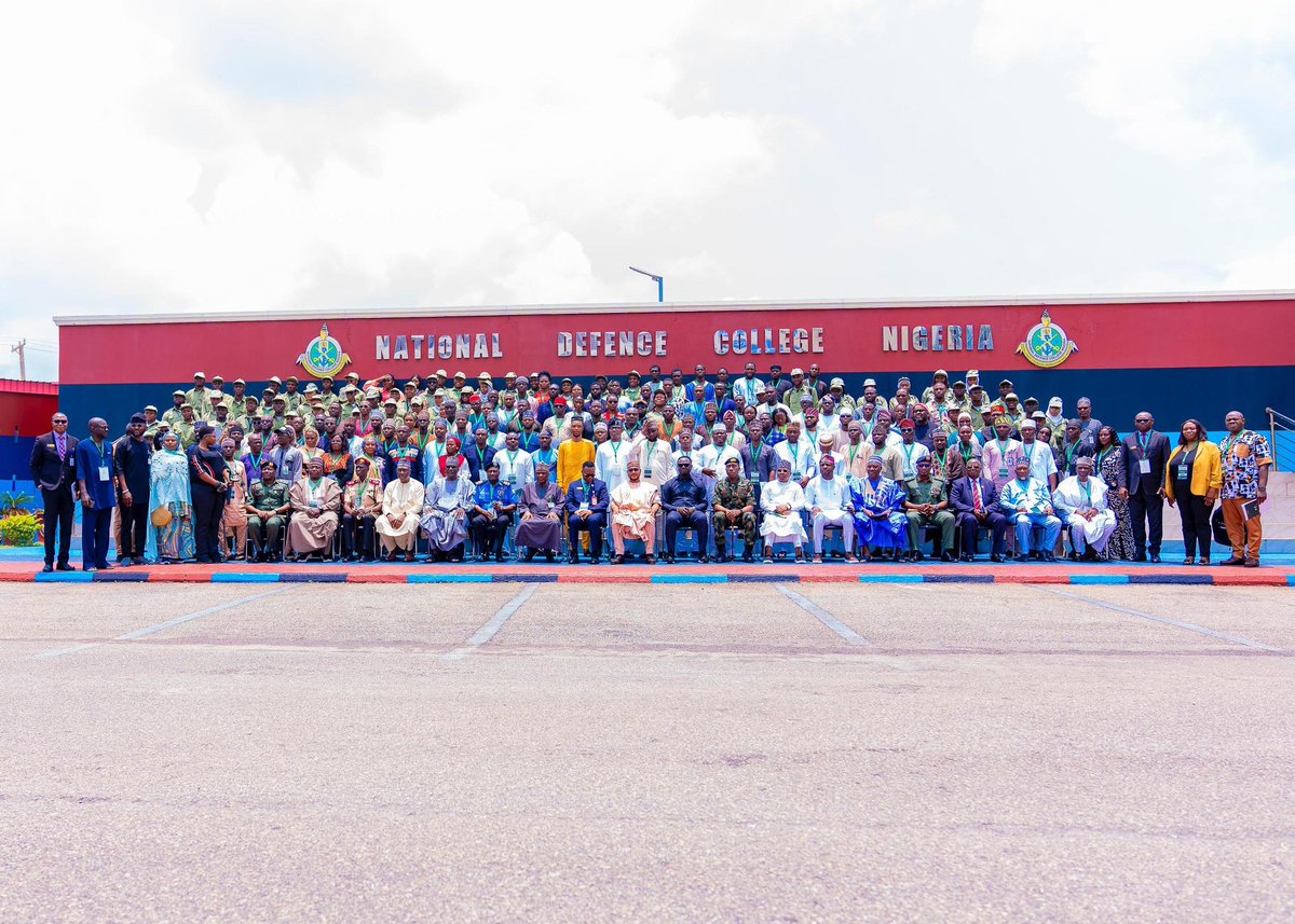 FEDERAL MINISTRY OF YOUTH DEVELOPMENT 

PRESS RELEASE

AUGUST 28, 2025 

*President Tinubu Declares Open the Strategic Youth Leadership Conference at the National Defence College*

The Honourable Minister of Youth Development, Comrade <a href="/ayowisdom_/">Ayodele Olawande</a>, represented His Excellency,