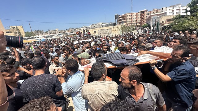 Reporteros Sin Fronteras pide a los medios de comunicación una respuesta global por la «masacre deliberada de periodistas en Gaza».

efe.com/espana/2025-08…