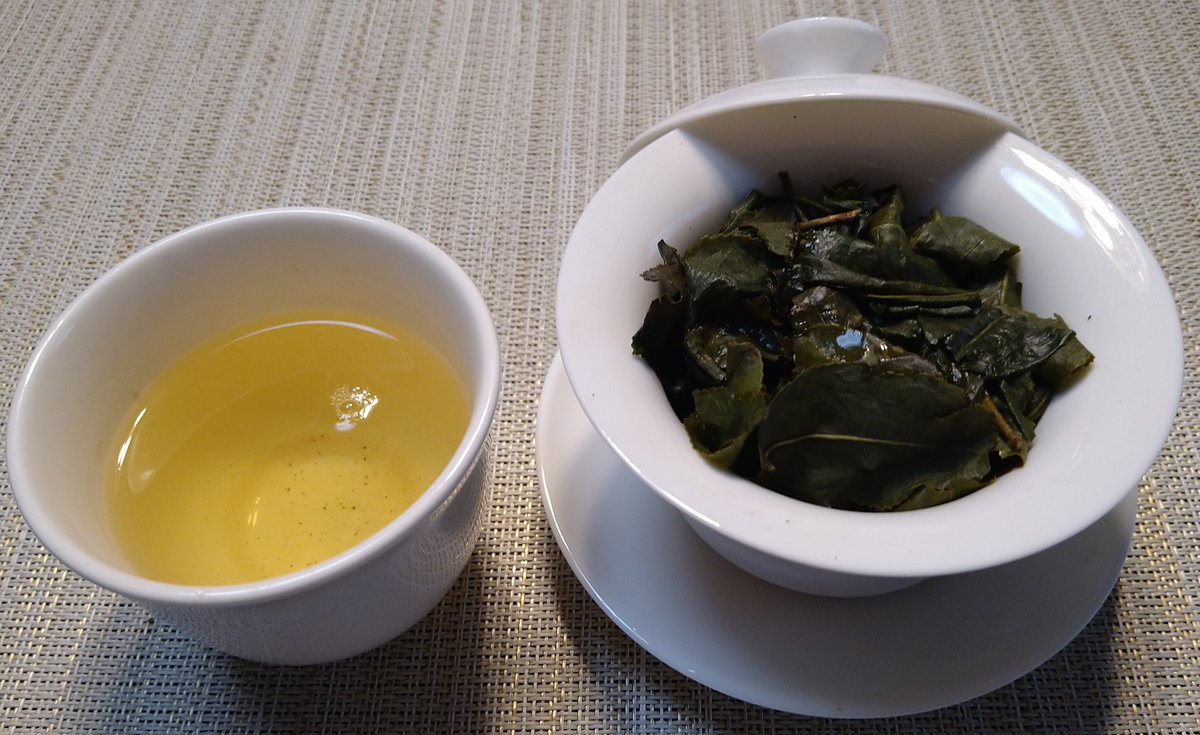 台湾の烏龍茶、阿里山高山金萓茶 2024冬。
やさしい奶香の烏龍茶。くどくなく飲みやすい