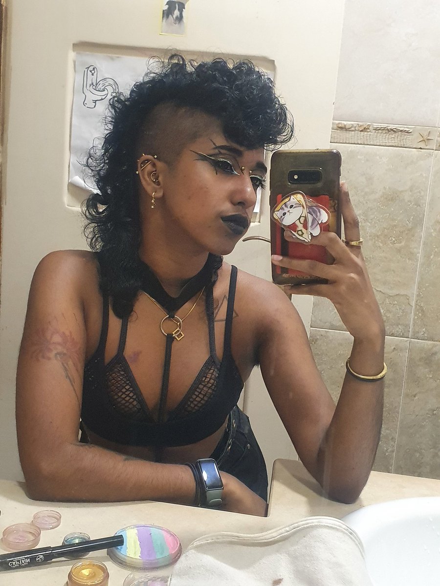 ⚡hash✨ (xe/fae) tweet media