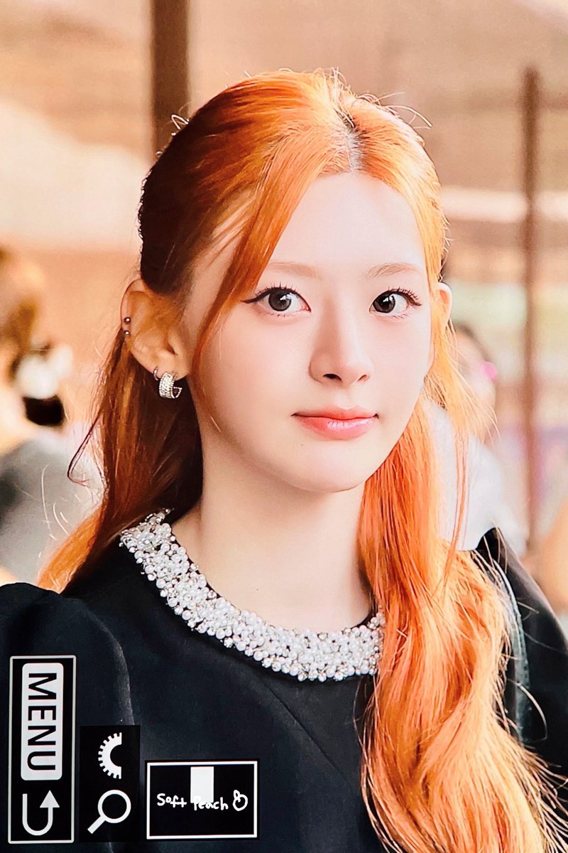 soft peach tweet media