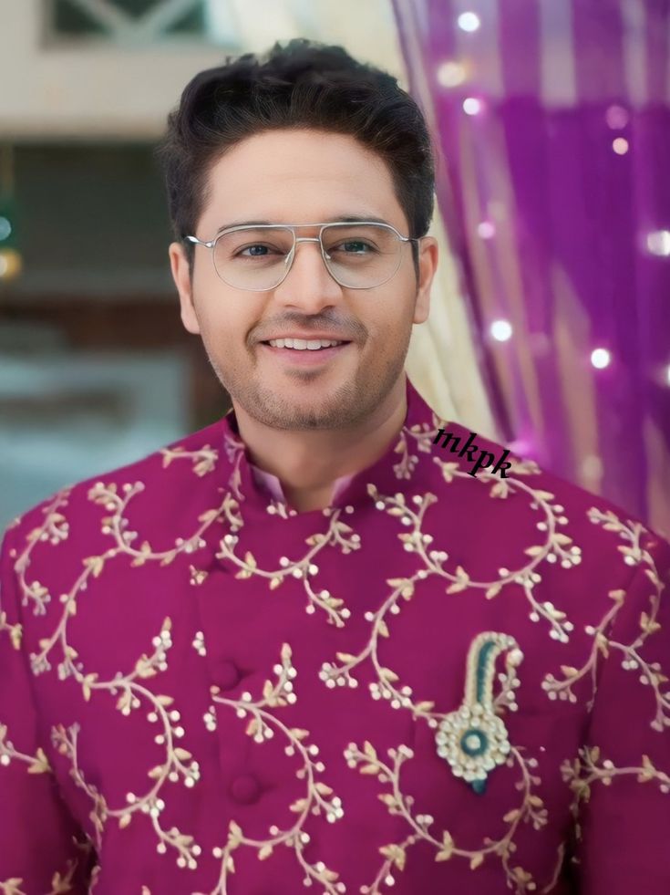 meenakshiyadav_'s tweet image. A true competitor and a heartwarming personality Gaurav Khanna is a star! Vote for him! 💪 #GauravKhanna #BiggBoss2025 #SupportGaurav