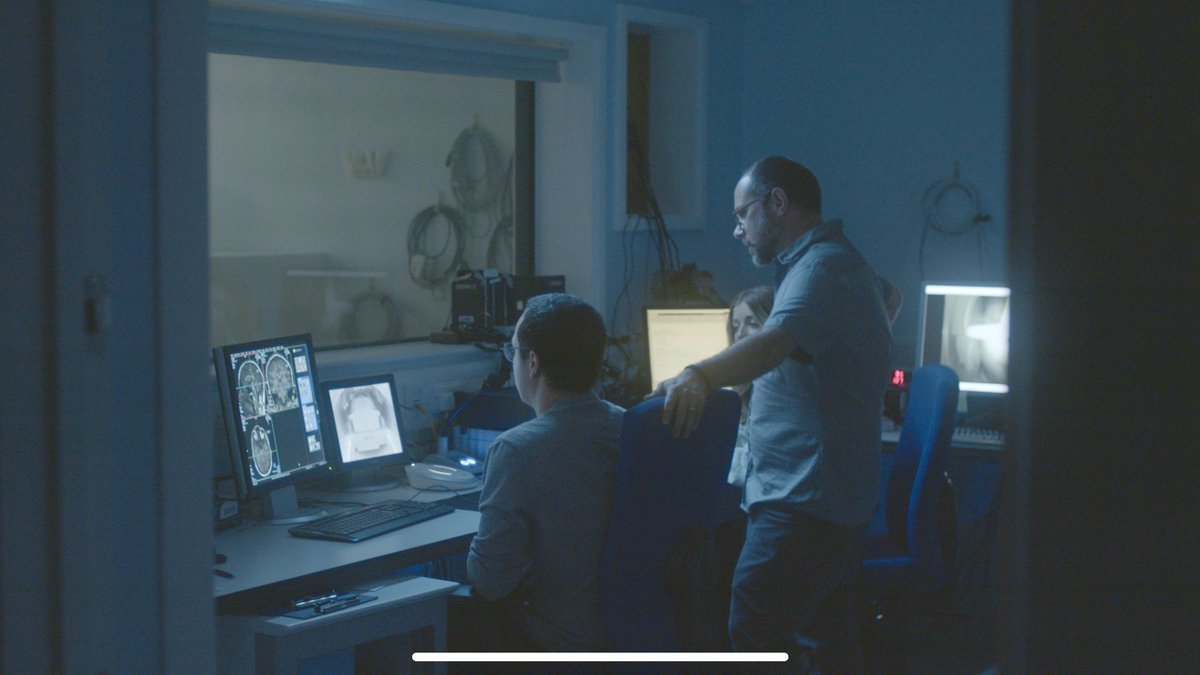 🧠✨ New research from BSMS reveals how high-ventilation #breathwork can trigger altered states of consciousness, without drugs. Using advanced brain imaging, the study shows changes in blood flow tied to feelings of unity, bliss &amp; emotional release. ⬇️ bsms.ac.uk/about/news/202…