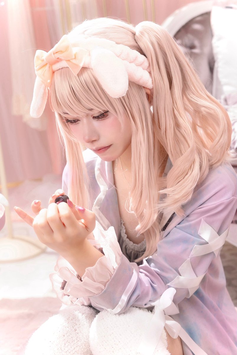 𝜗𝜚 .⋆
          かわいい仕込み中 💭
               #prsk_cos             .⋆𝜗𝜚