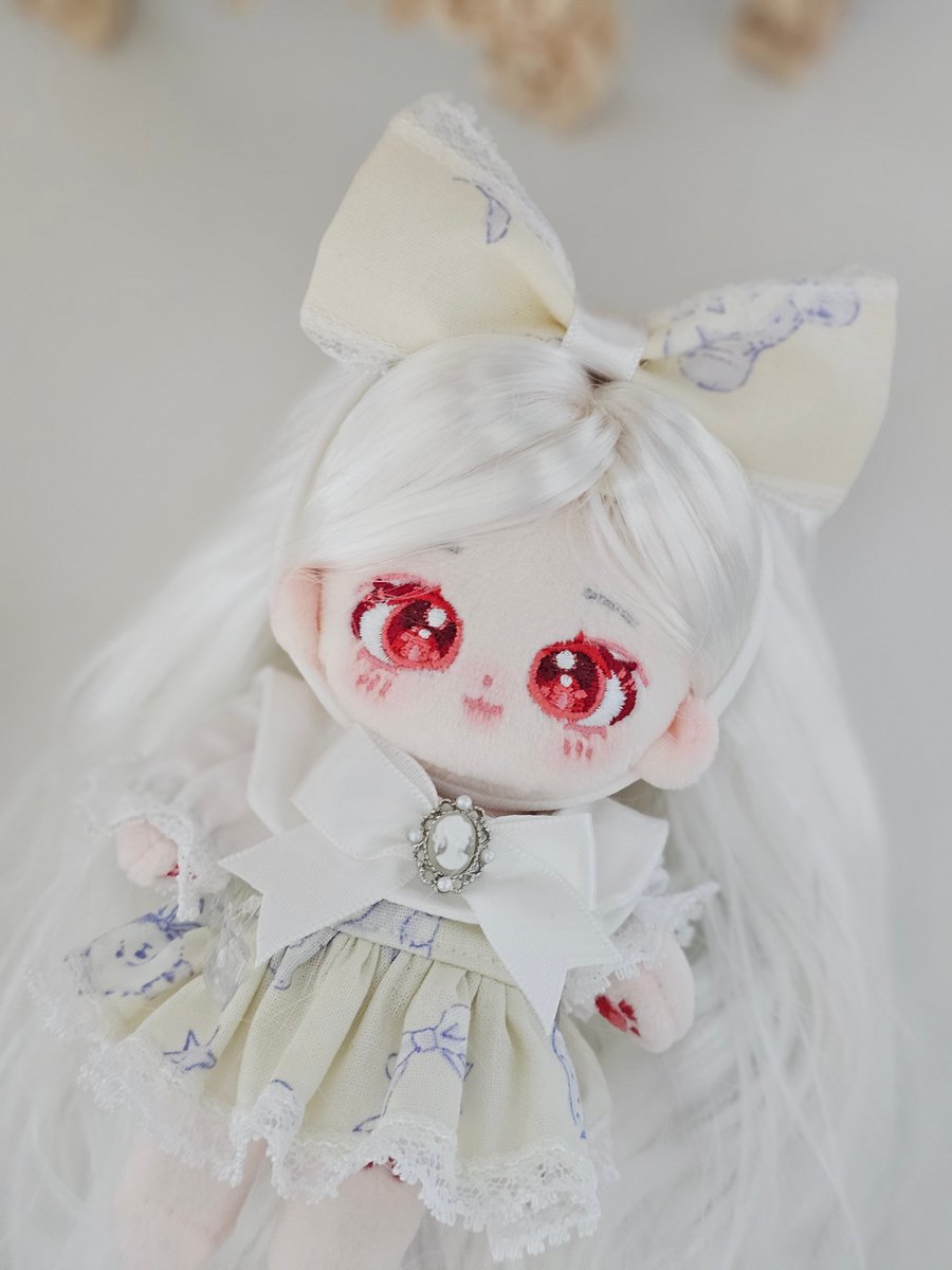 네모가 준 옷 입고🍓

#무속성_휘핑메리 #휘핑메리_햄님
#솜인형_쪼물쪼물