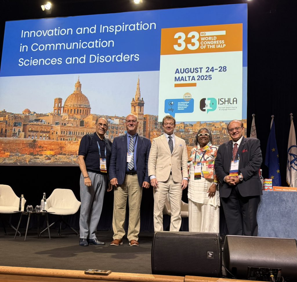 BE-Collaborative tweet media