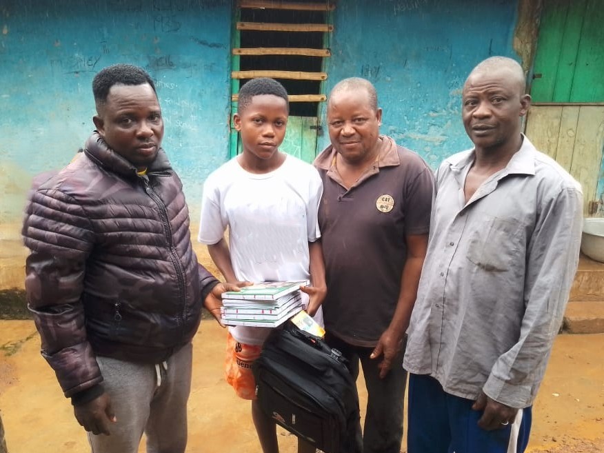 In Atwima Mponua, 8 children from 4 communities received educational materials, strengthening education, reducing child labour, and securing brighter futures
#AnAdultIsAChildWhoHasSurvived #ChildLabour #EducationalSupport #crighana