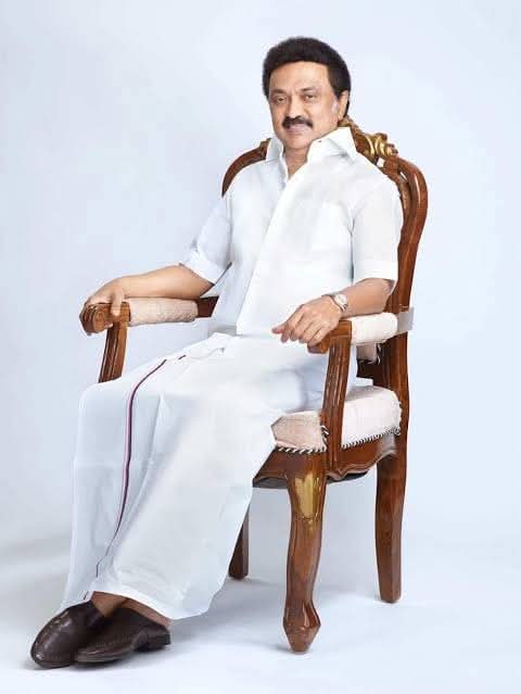 Danheldxrp's tweet photo. सुना है M. K. Stalin साहब के बिहार में प्रवेश मात्र से कुछ लोगों के private part में जलन शुरू हो गया है और कुछ लोग लगातार मुंह से मलत्याग कर रहें है तथा खलबली और दहशत ऐसा है जैसे आदि काल में राक्षसों में दहशत "देवताओं" को देखकर होता था
#welcomeStalin https://t.co/hk9oaUuMqN