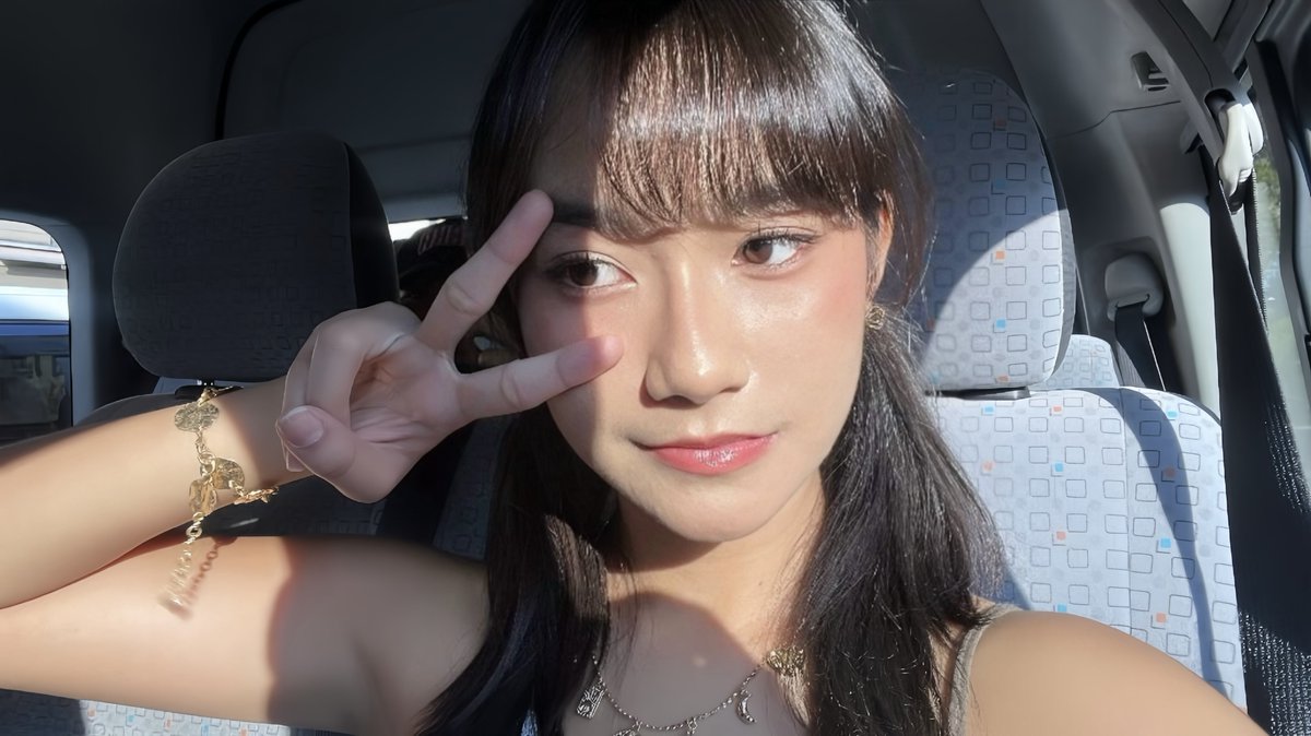 😉🤫 tweet media