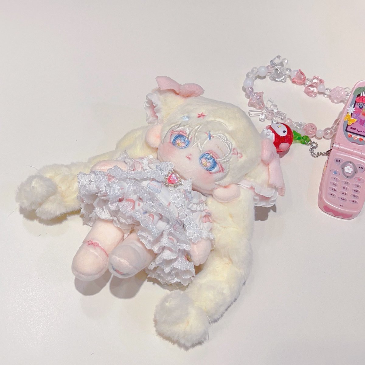 꽤 지나긴 했는데 문의가 아직두 와가지구... 리엘리 세미롱바(13cm) 혹시 구매 하고 싶으신 분있나요?? 
트친이 도와준다고 해서 열어볼까합니다!

#무속성_리엘리