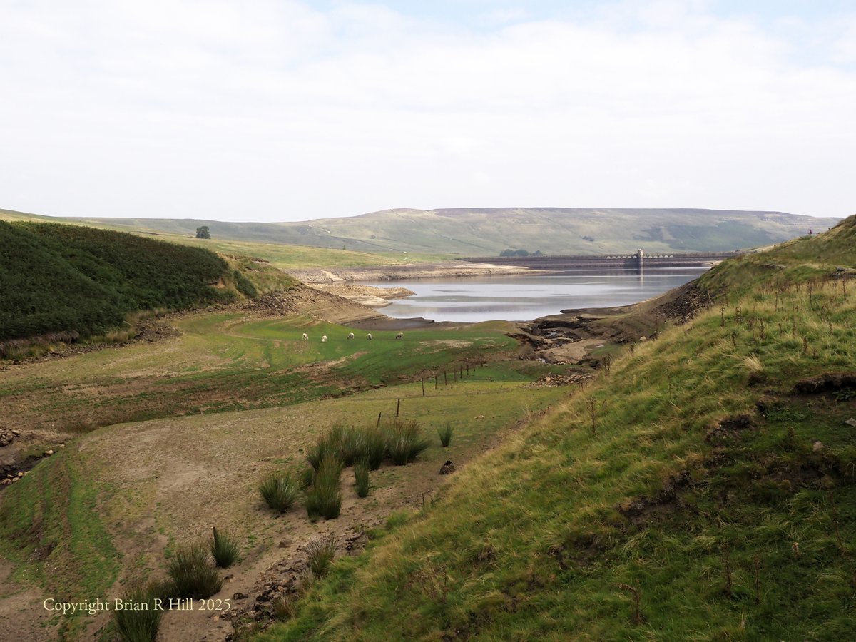 Yorkshire_Image's tweet photo. Angram Reservoir North Yorkshire https://t.co/lh1PuOawe3