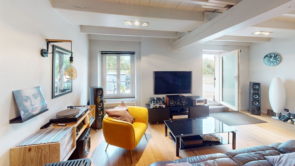 GH_Pontchara's tweet photo. ✨ Nouveau | À vendre | CHAPAREILLAN 📍

▪ Maison/villa
▪ 3 pièce(s)
▪ 70 m²
▪ Classe climat: 9 kg CO2/m².an(B)
▪ Classe énergie: 295 kg CO2/m².an(E)
▪ 222000€

https://t.co/AvHzGxvozi

Retrouvez toutes les (...) https://t.co/Gy6Lfyvb5C