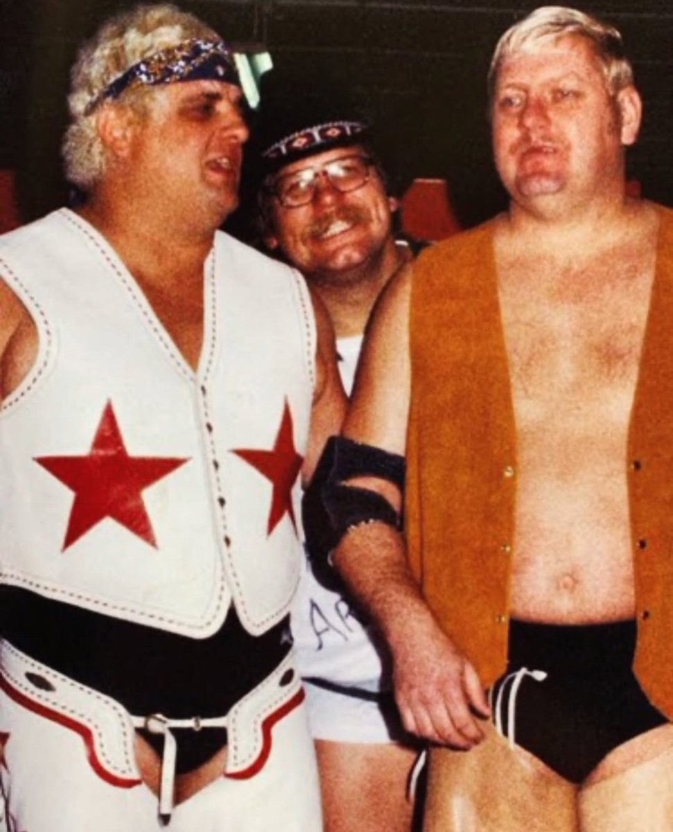 nobu54839782's tweet photo. #ダスティ・ローデス
#ディック・マードック
#スタン・ハンセン
#新日本プロレス

1981 https://t.co/OVyinfa6V0