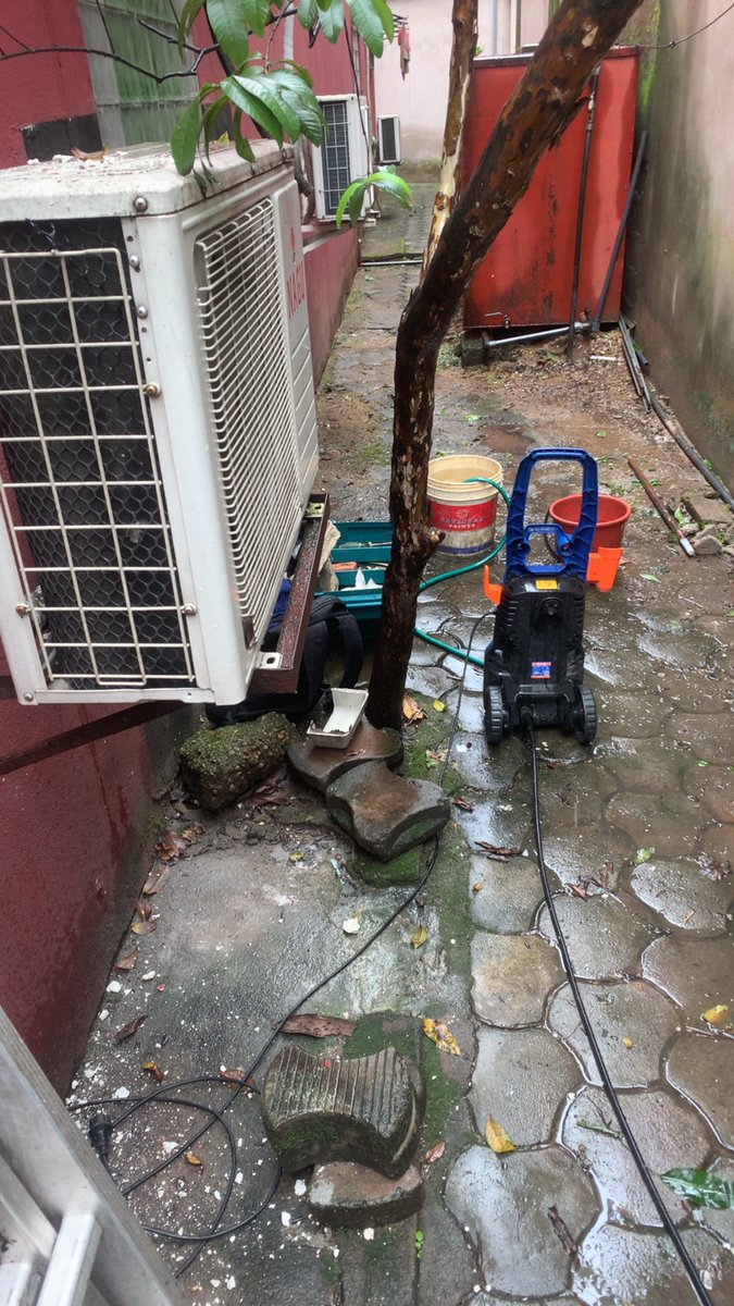 Intervention en froid 🥶 et climatisation pour entretien 👩‍🔧et supplément de gaz ⛽️au MIND BODY &amp; SOUL SPA Bali contact 696 418433.