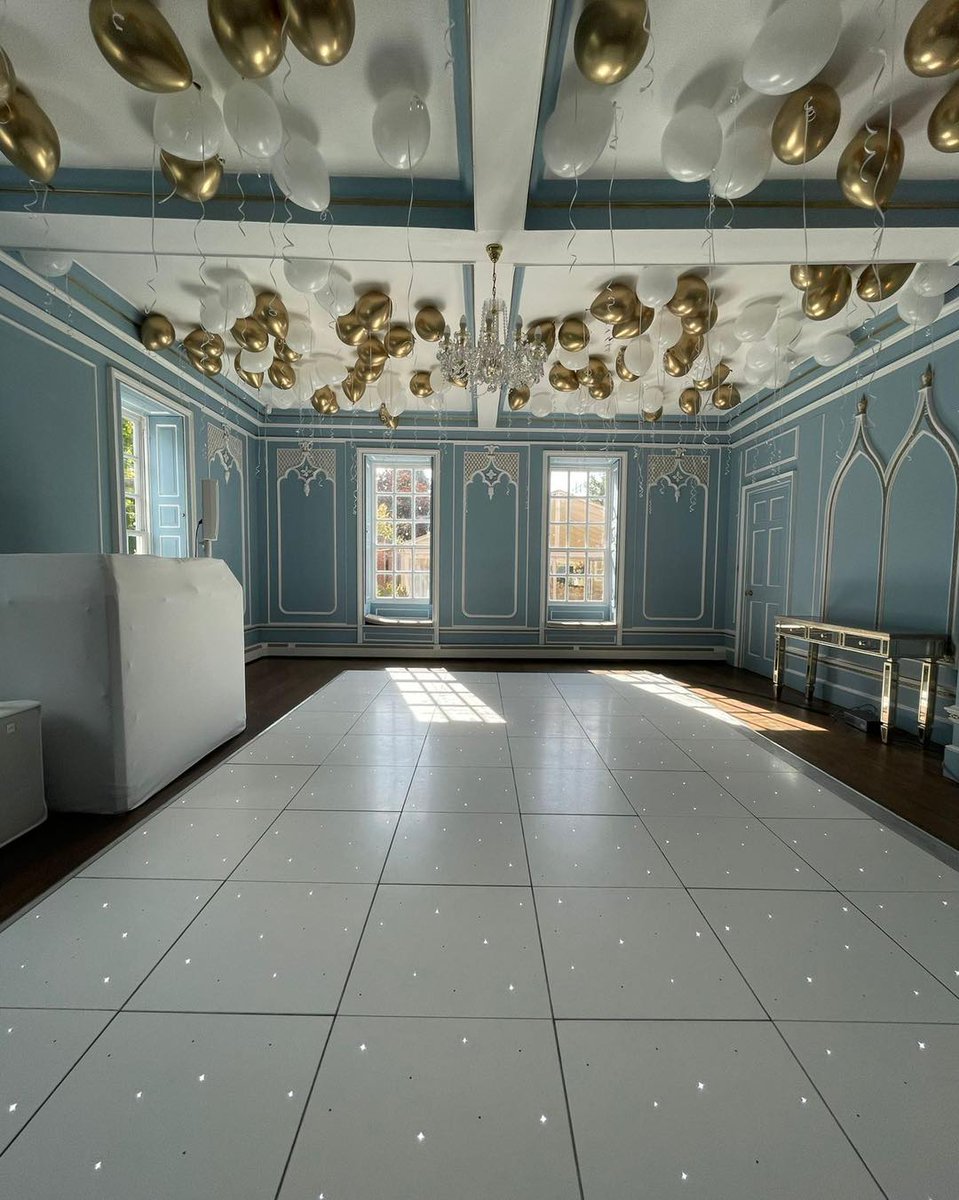 ✨ The calm before the celebrations ✨

Our Blue Room all dressed and ready — twinkling dance floor, chandeliers, and balloons galore. 🥂

Dance floor by KMS Hire 
  
#BlueRoomEvents #PartyInStyle #CelebrateWithUs #DanceTheNightAway #EventGoals #BalloonCeiling #SparkleFloor