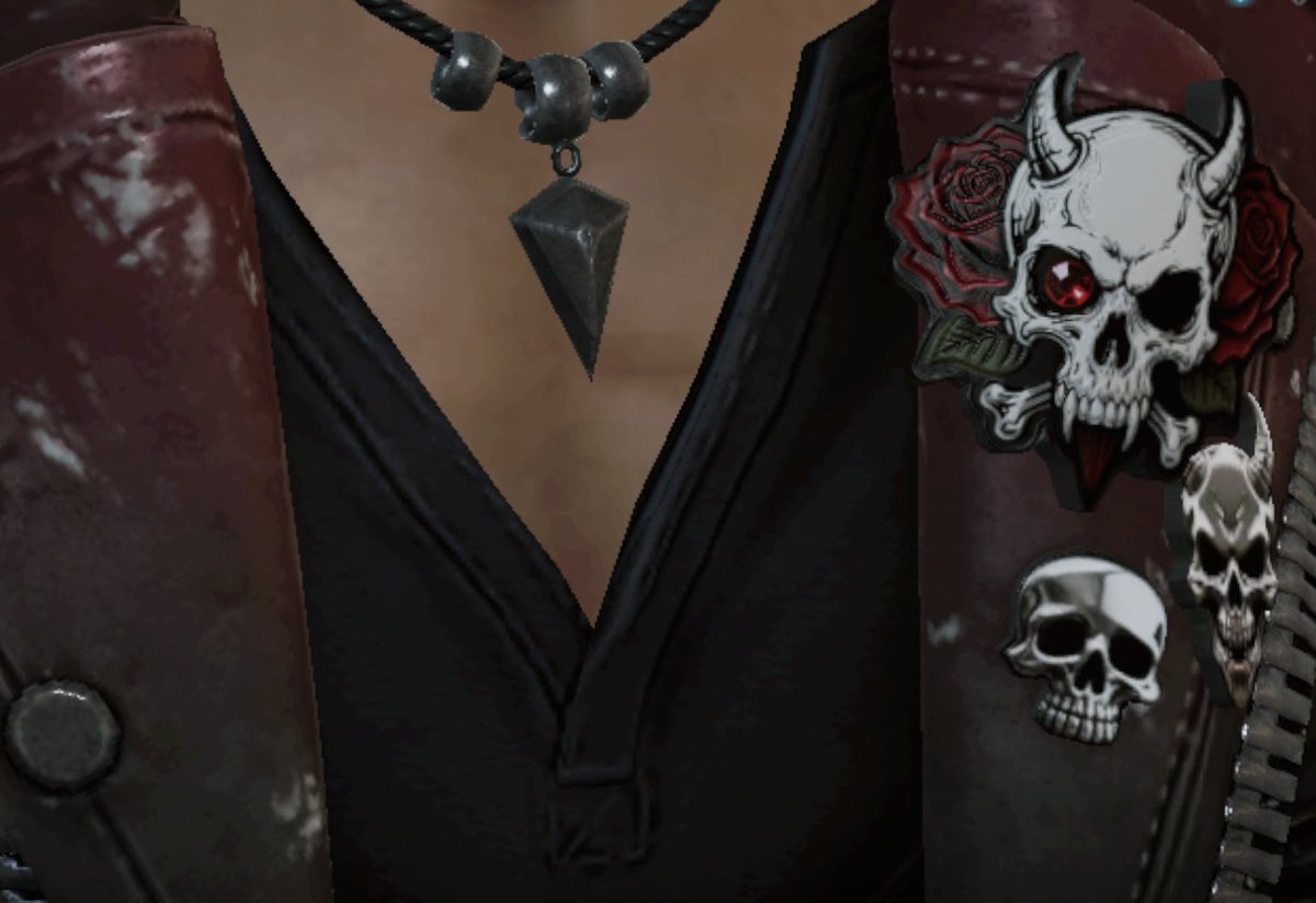 Admiring the details of this outfit only to end up with a zoom in on his tata window 😭