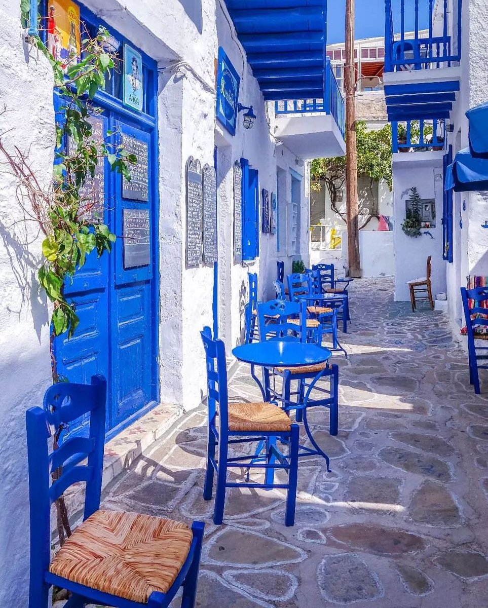 Coffee time Kimolos, Greece