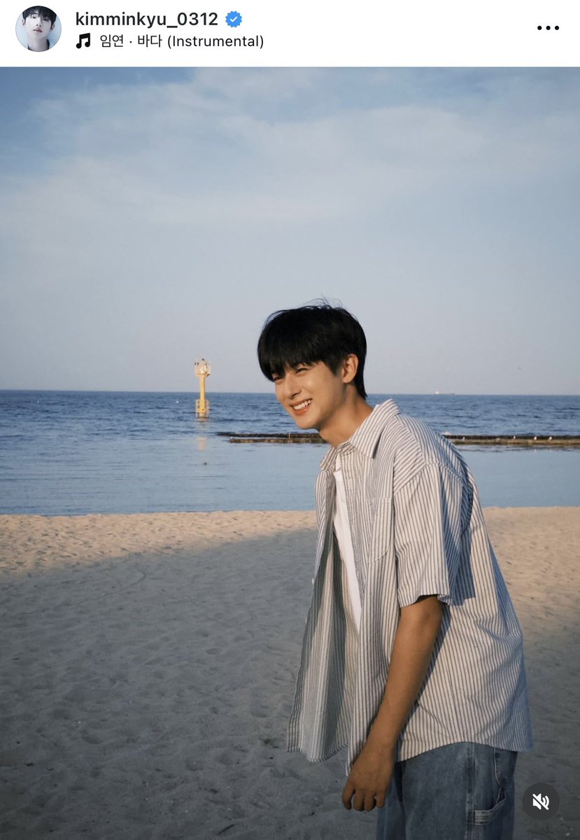 violet_minkyu's tweet photo. 너의 그런 청량한 웃음이 
너무 위험해 
순간적으로 빠져들게 해버리니까 
계속 빠져들어도 
될까 

20250828  Thu. 

*IG post : kimminkyu_0312 

#김민규 #KIMMINKYU #김민규_강엔터테인먼트 https://t.co/pxn7vm7J3d