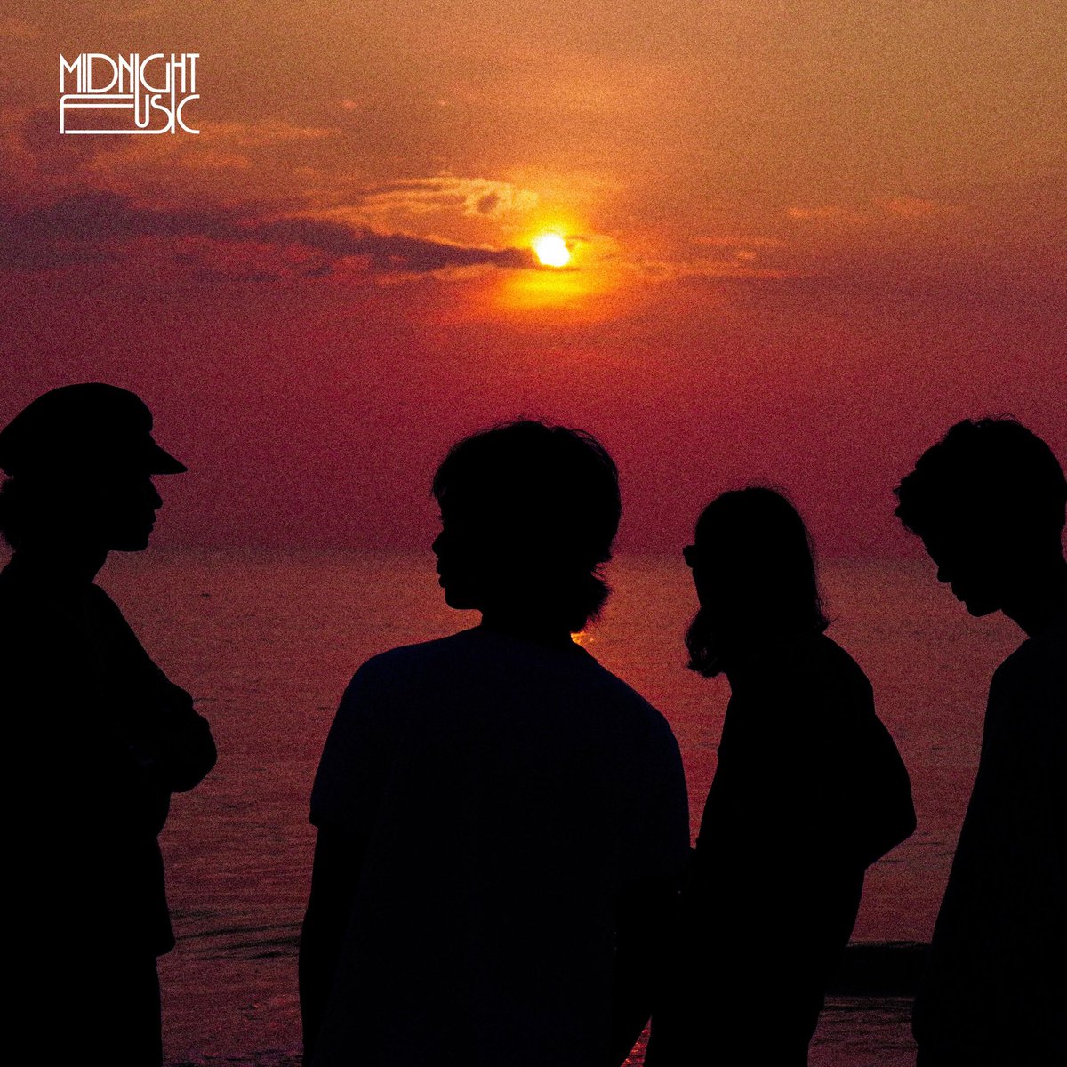 Bersinarlah Cahayaku,
Biar lah masa berlalu,
Janji bahagia denganku,
Selalu

Cahayaku out everywhere at midnight tonight ☀️

onerpm.link/cahayaku