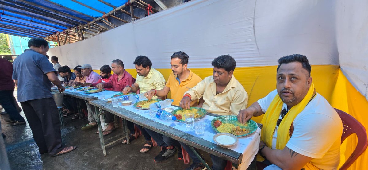 जमशेदपुर लोकसभा 
पोटका विधानसभा प्रखण्ड जमशेदपुर 
सुन्दरनगर में 
नव युवा संघ के ओर से आयोजित गणेश महोत्सव में 
भाई Mohit Singh Chauhan के सौजन्य से 
भगवान गणेश को भोग अर्पण एवं श्रद्धालु के बीच वितरण कार्यक्रम में शामिल होकर भोग ग्रहण किये
<a href="/JmmJharkhand/">Jharkhand Mukti Morcha</a> <a href="/JMM_E_Singhbhum/">JMM_पूर्वी सिंहभूम</a>