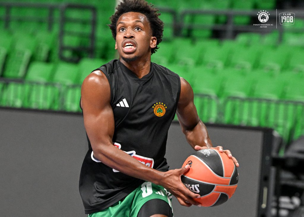 Με αυτόν τον κοντορεβυθούλη γαμιά στην ομάδα μας θα δούμε μεγάλα γούστα φέτος.💦💦💦
Ευρωλίγκα αργείς ; 
#paobc #euroleague