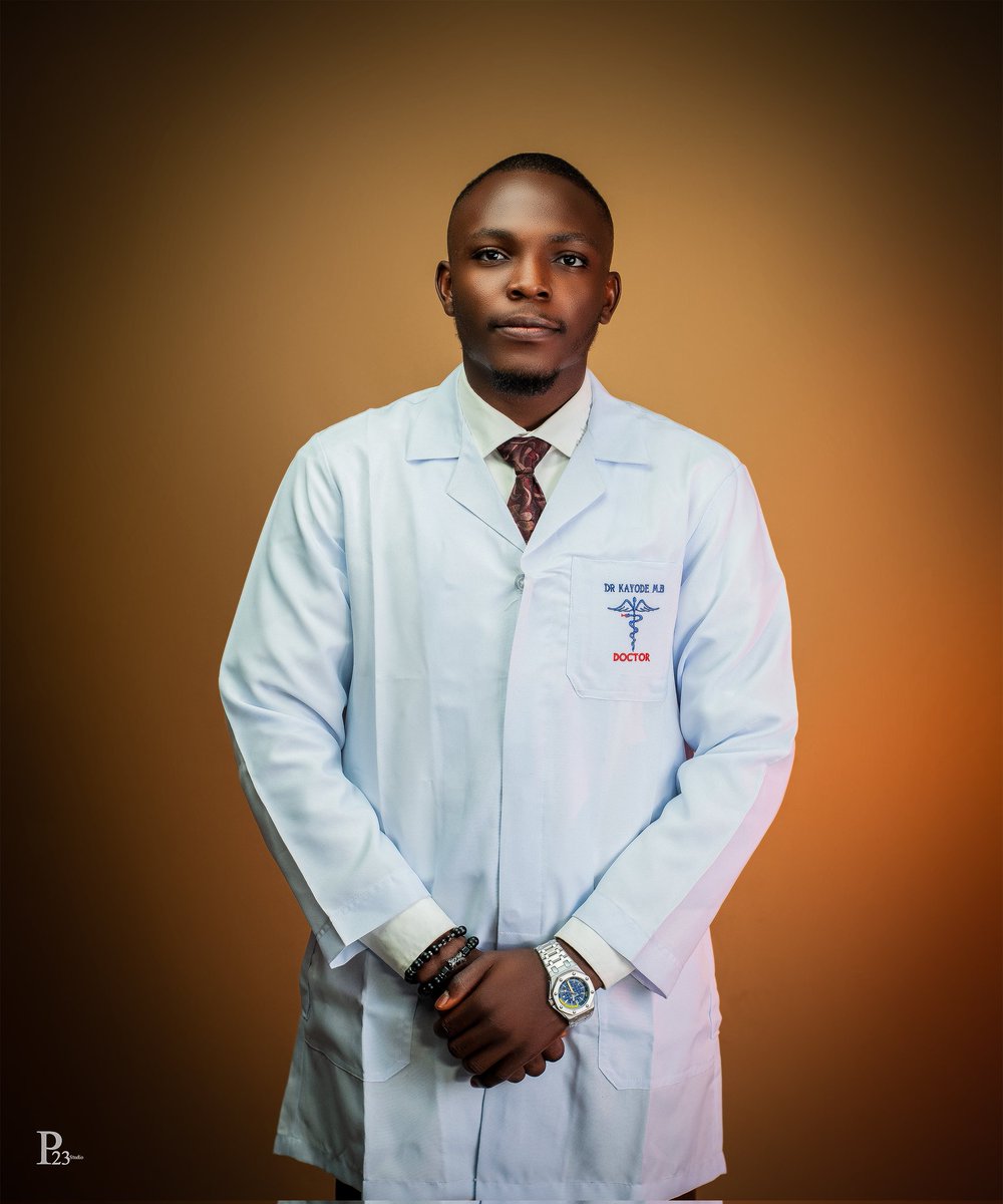 Kaygee_og's tweet photo. And the Judge ruled me too fine!!😎

Inducting into the Medical profession tomorrow and I'm absolutely grateful for how far I've come. https://t.co/9MUOY0tgGI