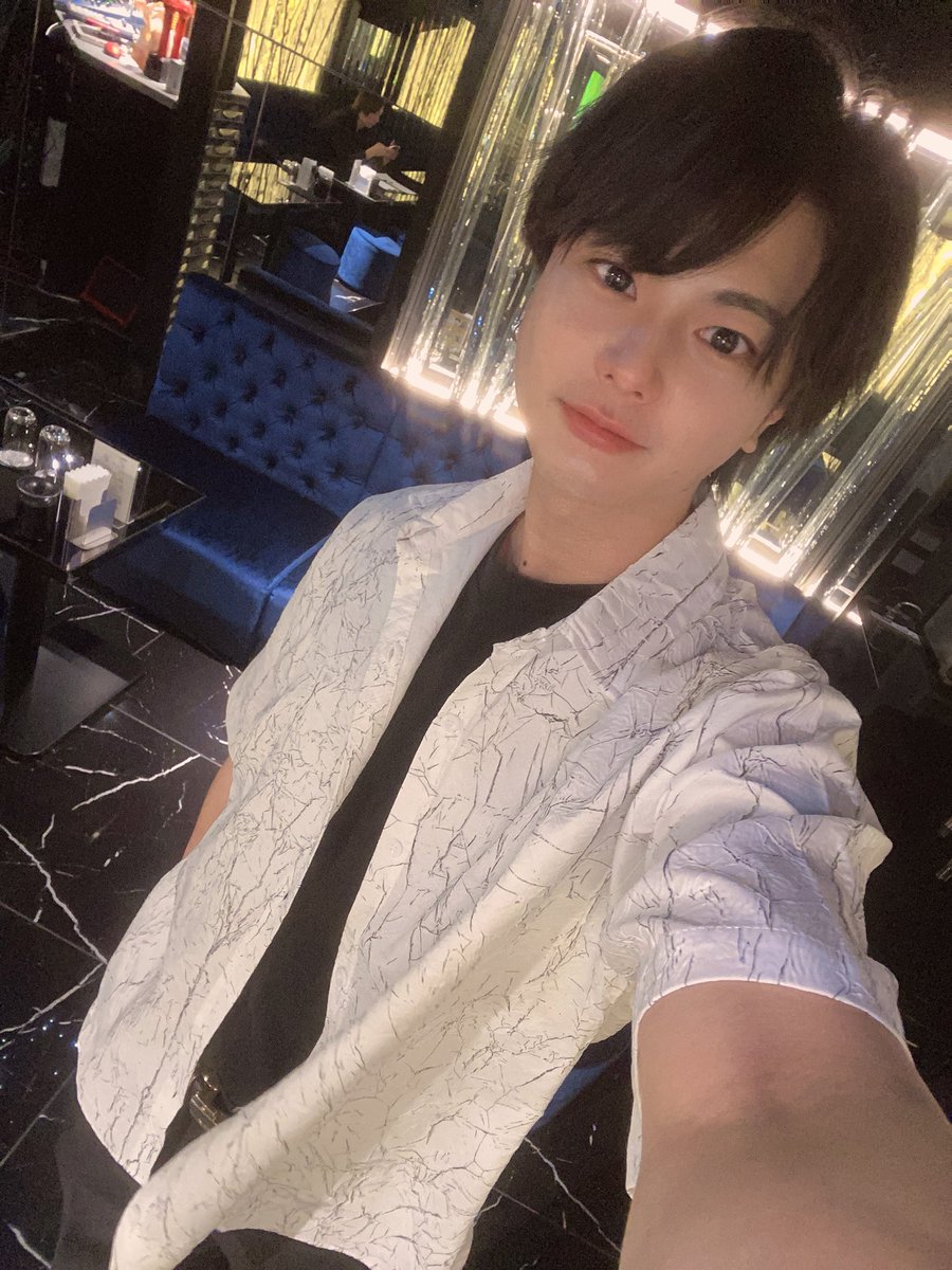 yui_star0502's tweet image. 壁みたいなシャツ着てます👻
#ぬりかべ　
#記録よりも記憶に残るホストクラブ