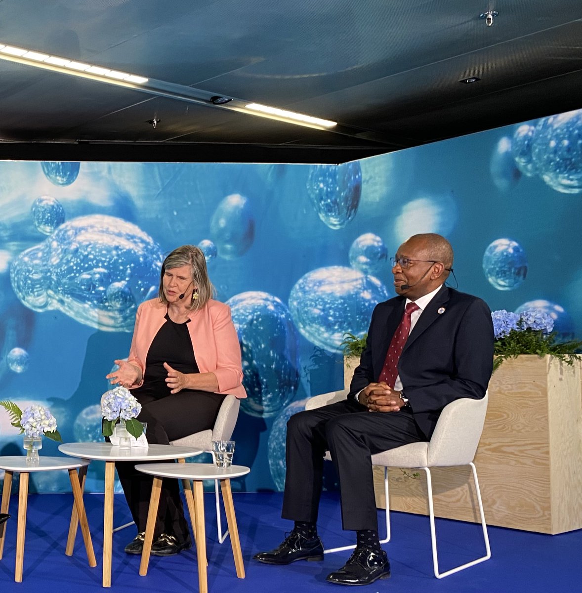 FAOLandWater's tweet image. The new Country-Led Steering Committee + Technical Advisory Committee pave the way for a stronger #WASAG, with greater focus on the ground. 🌍

Local priorities + global expertise = real impact for farmers &amp;amp; ecosystems.

👉 More: fao.org/wasag/en

#WaterAction #WWWeek