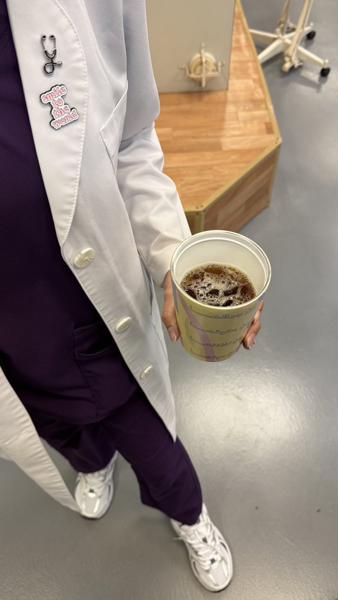 Randoms of the first week💛👩🏻‍⚕️