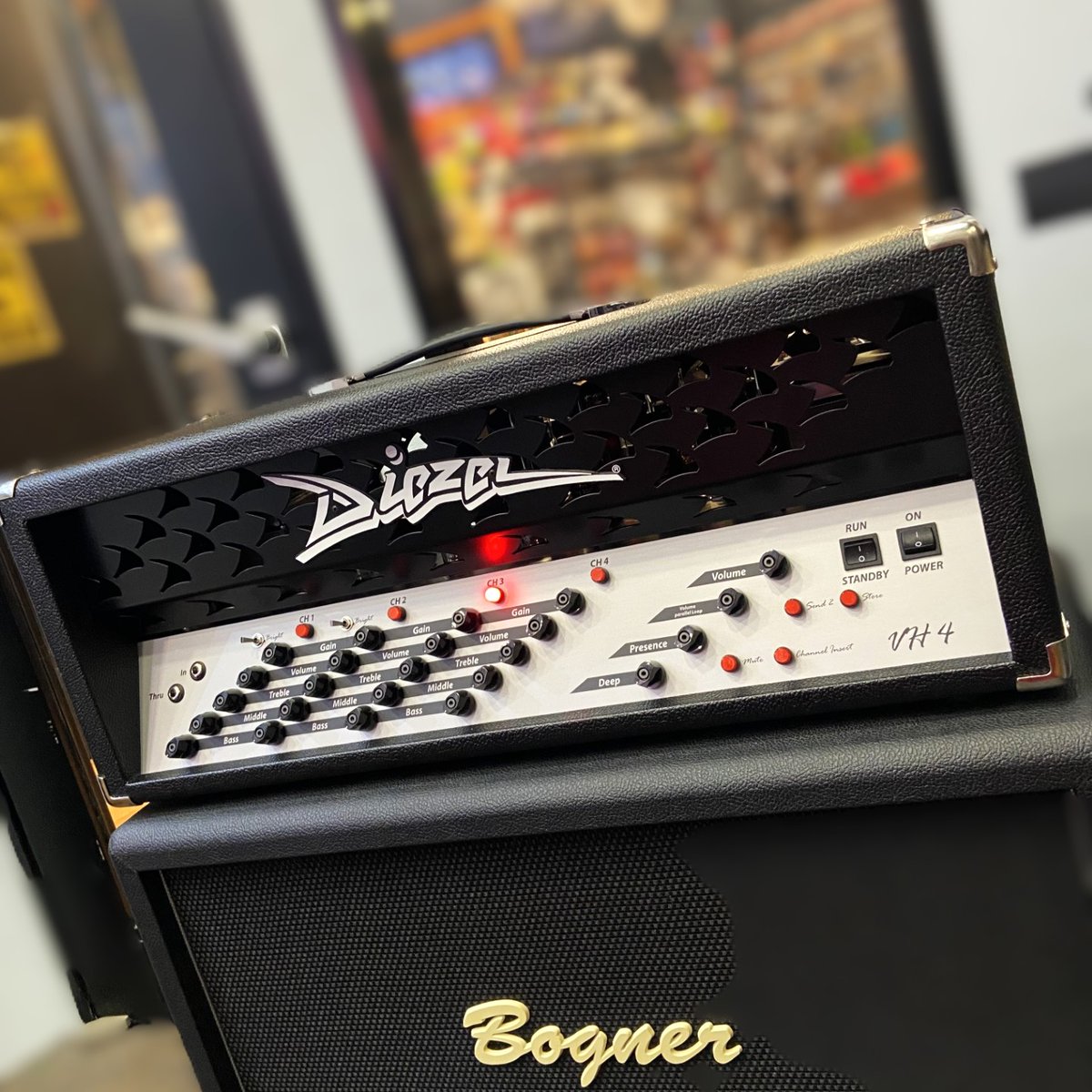 Diezel VH4-2  かなり美品 Diezel VH4-2 PEDAL（ディーゼル）プリアンプ ｜イケベ楽器店