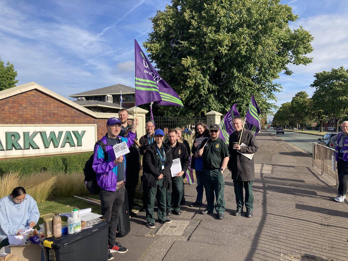 Proud to support striking North West Ambulance Service workers 

<a href="/NWASUnison/">NWAS UNISON</a> 
<a href="/UnisonMcr/">UNISON Manchester</a>